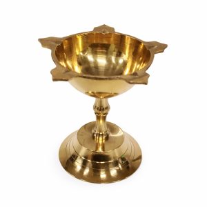 Brass 5 Face Star Design Oil Deepam Vilakku for Pooja Décor