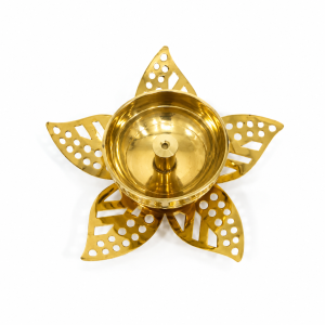 Top view of the lotus shape diya in brass.