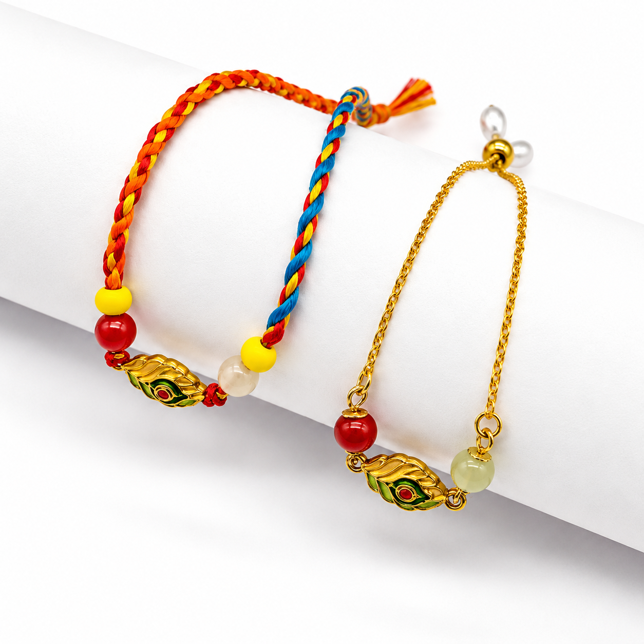 Leaf design rakhi lumba set closeup view.